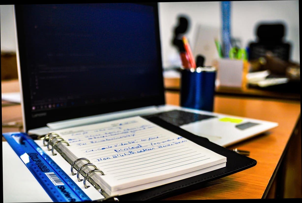 Retensi Klinik: Software Manajemen Klinik Kecantikan dan 5 Strategi Meningkatkan LTV Pasien