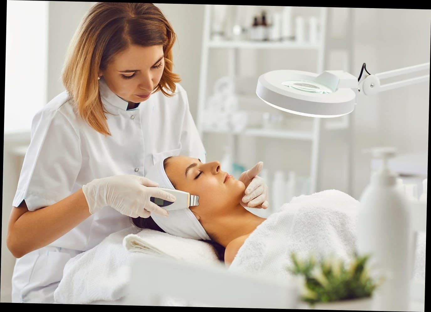 Klinik Kecantikan yang Pintar Menggunakan Software Klinik Kecantikan Terbaik untuk Menggandakan LTV