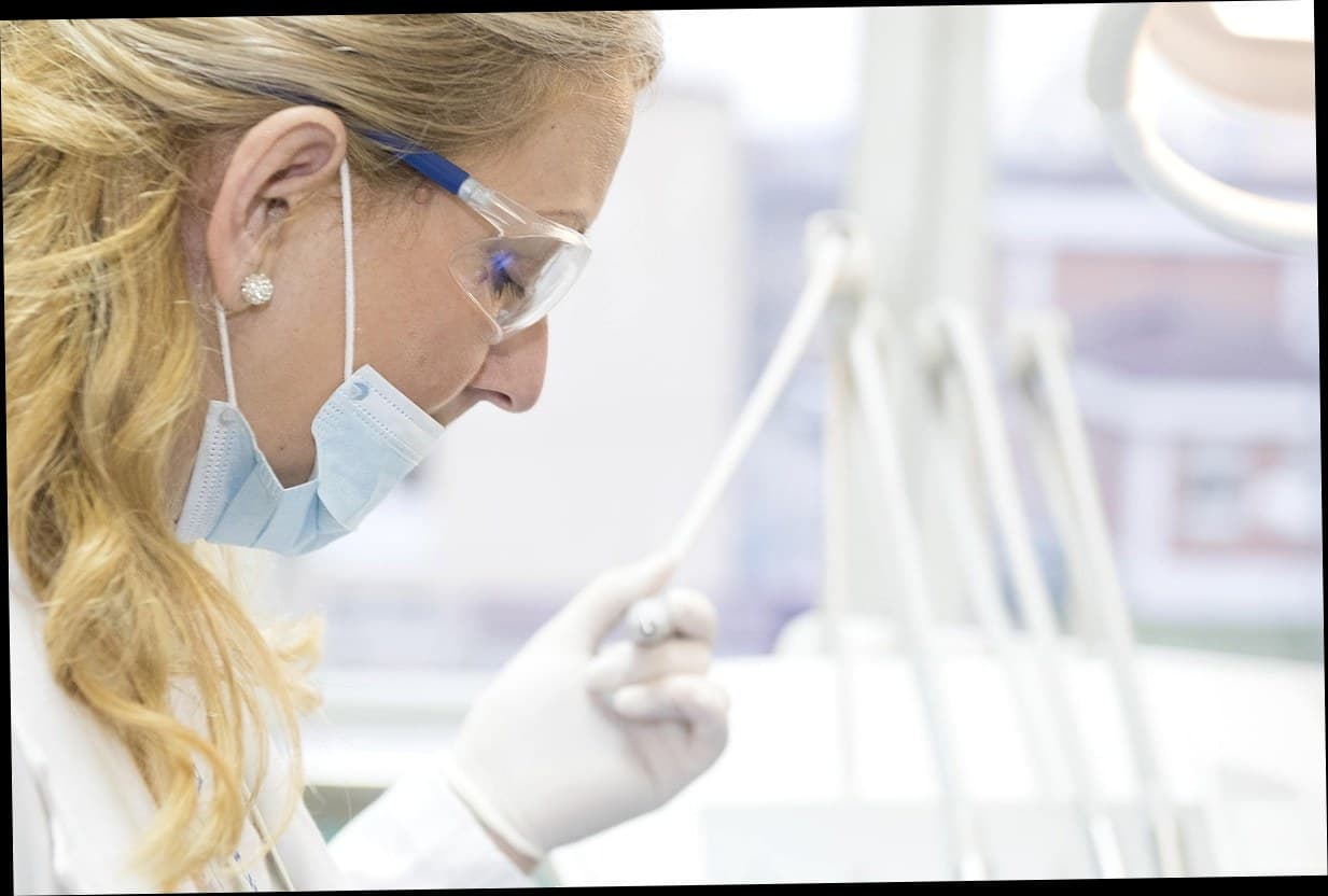 Apakah Klinik Kecantikan Anda Sudah Siap Menghadapi Tren 2025?