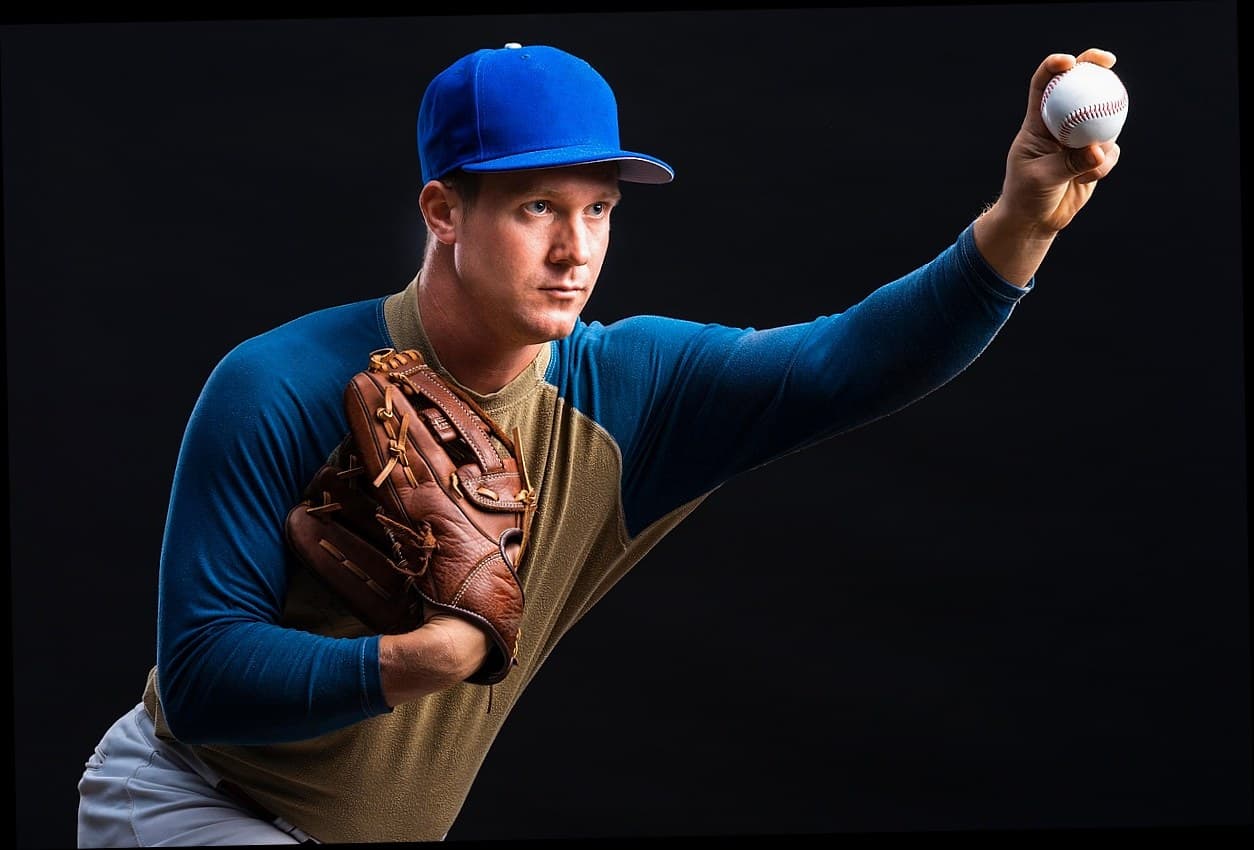 Tim klinik kecantikan berdiskusi strategi manajemen