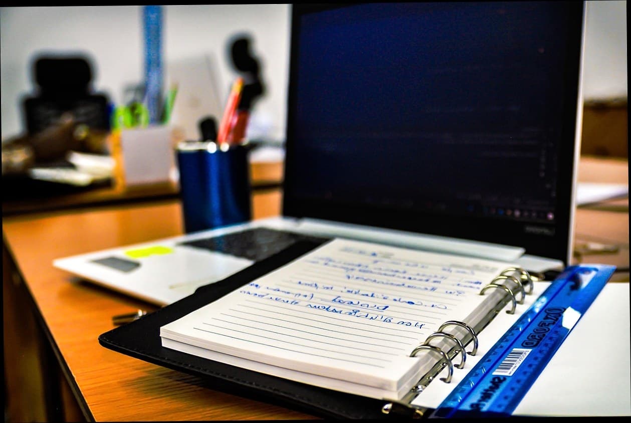 4 Strategi Retensi Klien: Dari Manual Sampai Rekomendasi Software Klinik Kecantikan