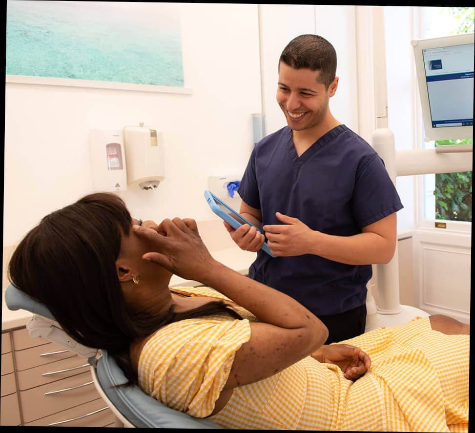 Bagaimana Manajemen Tim Klinik yang Cerdas Bisa Memenangkan Era Personalisasi 2025