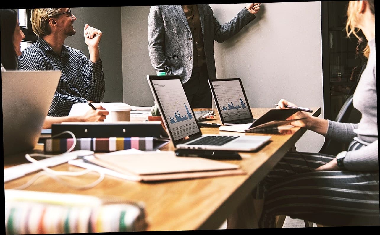 4 Mitos Manajemen Tim Klinik yang Justru Menghambat Kesuksesan Klinikmu