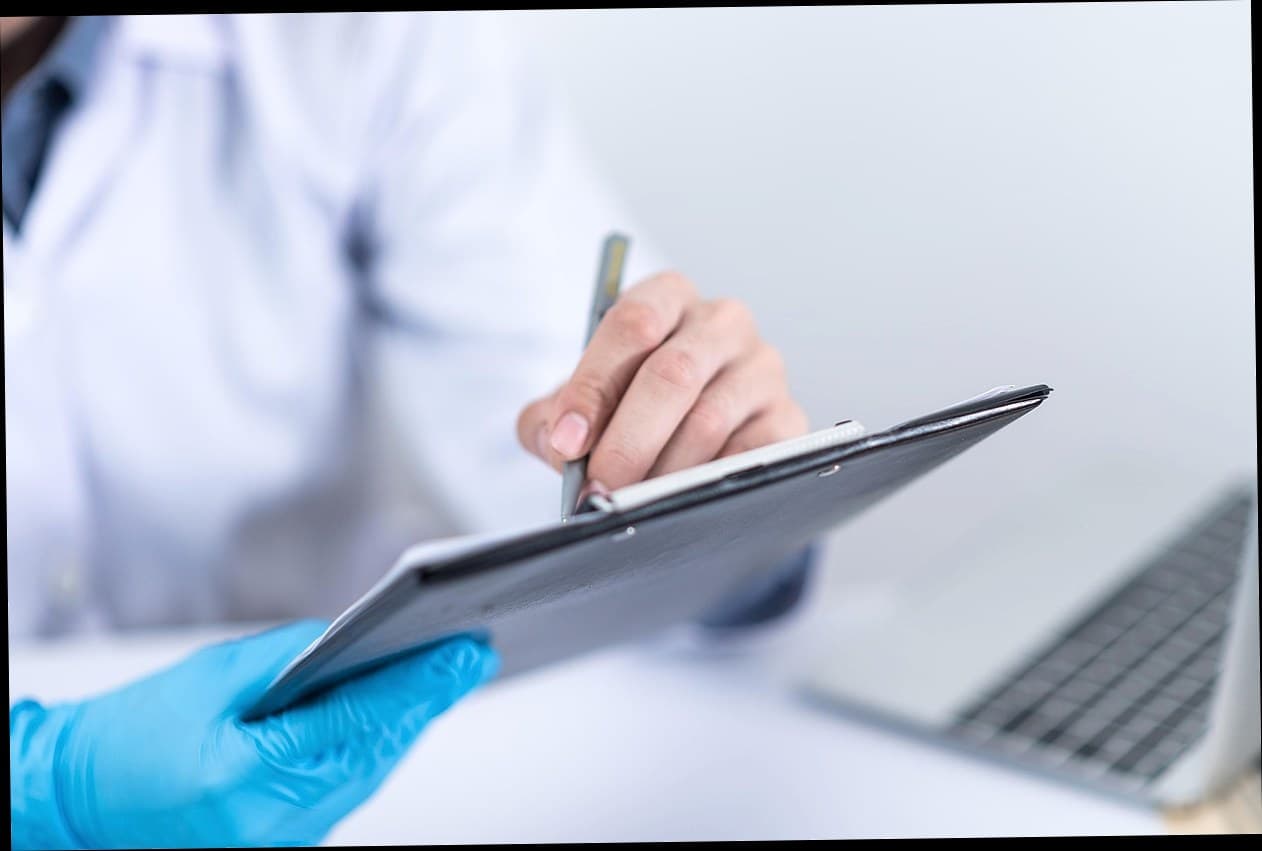 4 Mitos tentang Cara Meningkatkan Penjualan Klinik Kecantikan yang Justru Membuat Anda Rugi