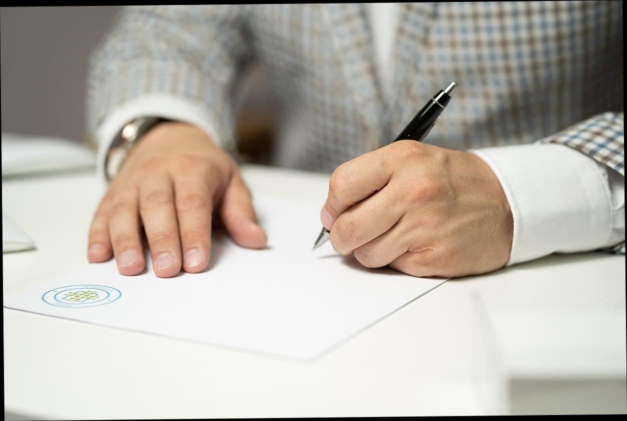 Izin Usaha Klinik Kecantikan: Panduan Praktis Memulai Bisnis Secara Legal