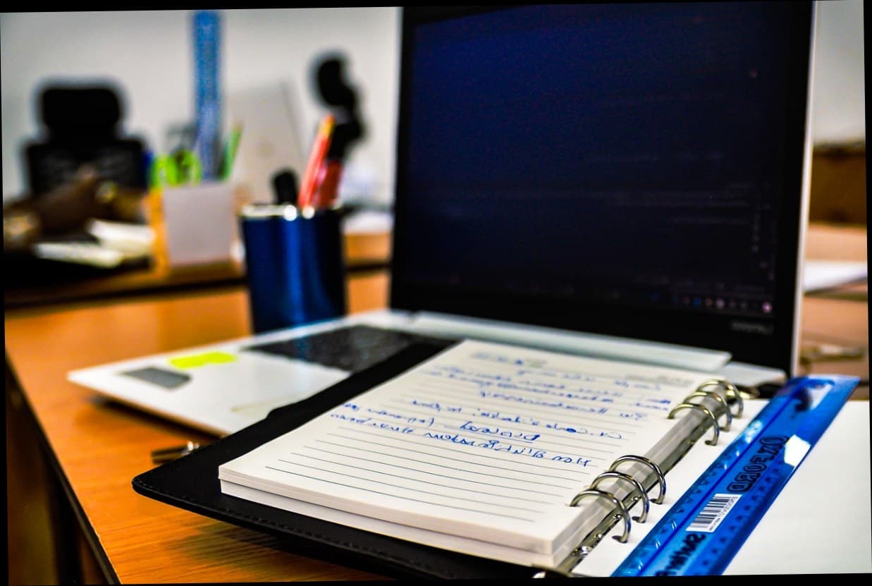 Jangan Sampai Pasien Kabur: 4 Fitur yang Harus Ada di Rekomendasi Software Klinik Kecantikan