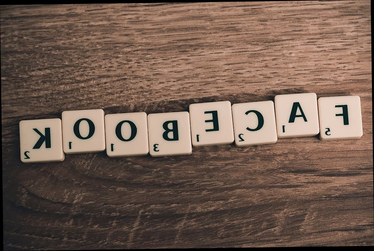 Perbandingan strategi diskon dan loyalty program untuk klinik kecantikan