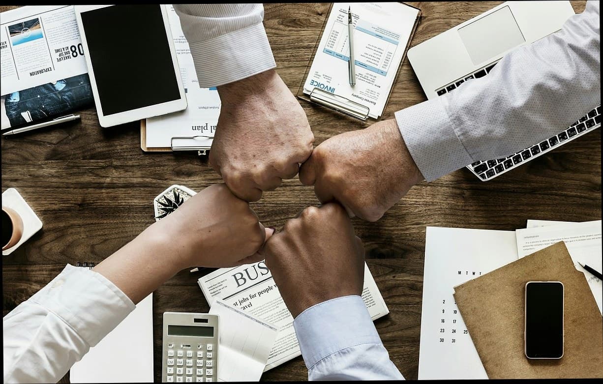 Retensi Pasien: Cara Memaksimalkan POS Klinik Kecantikan untuk Profit Maksimal