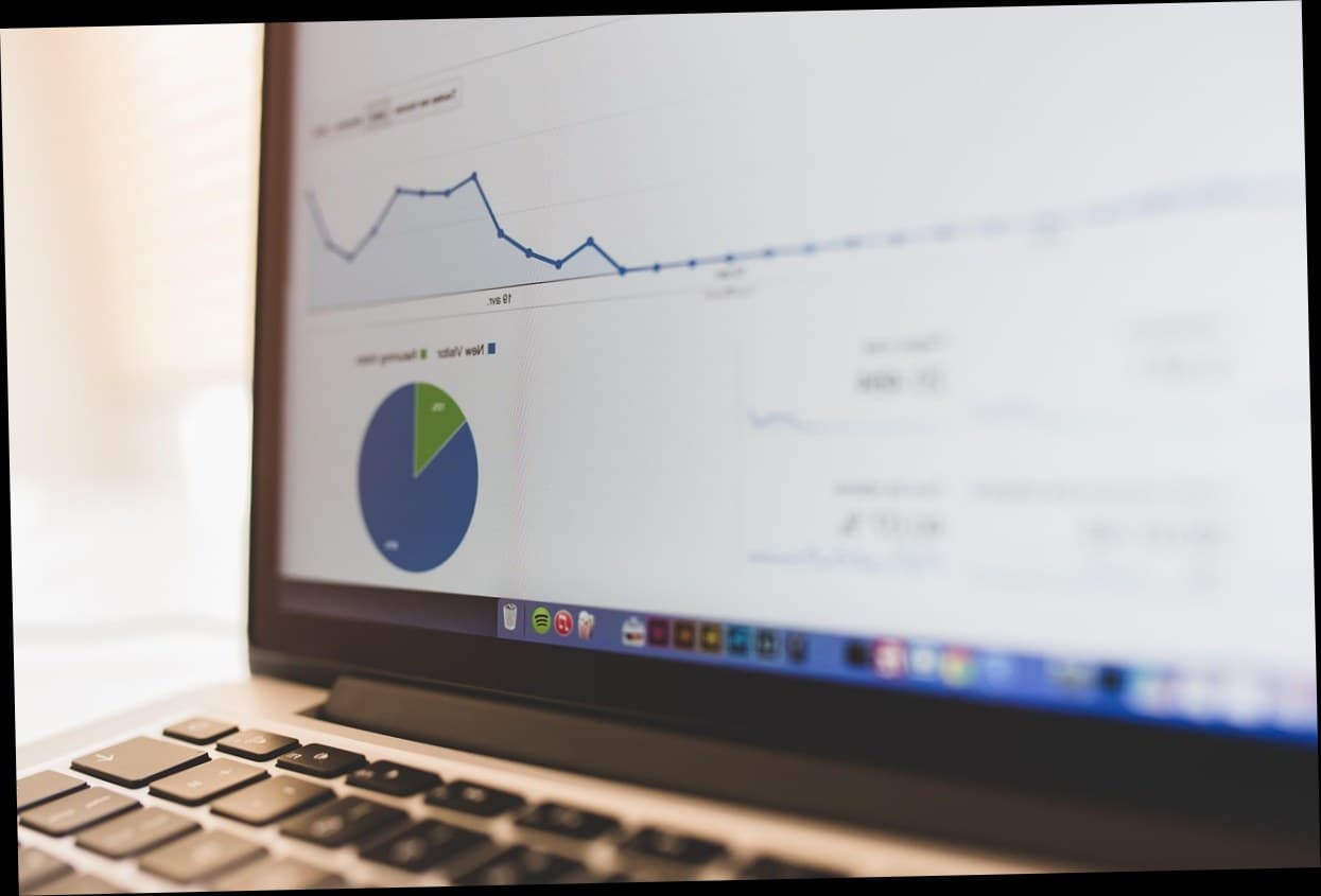 Software Klinik Kulit: Apakah Anda Mengukur LTV Pasien dengan Benar, atau Cuma Mengira-ngira?