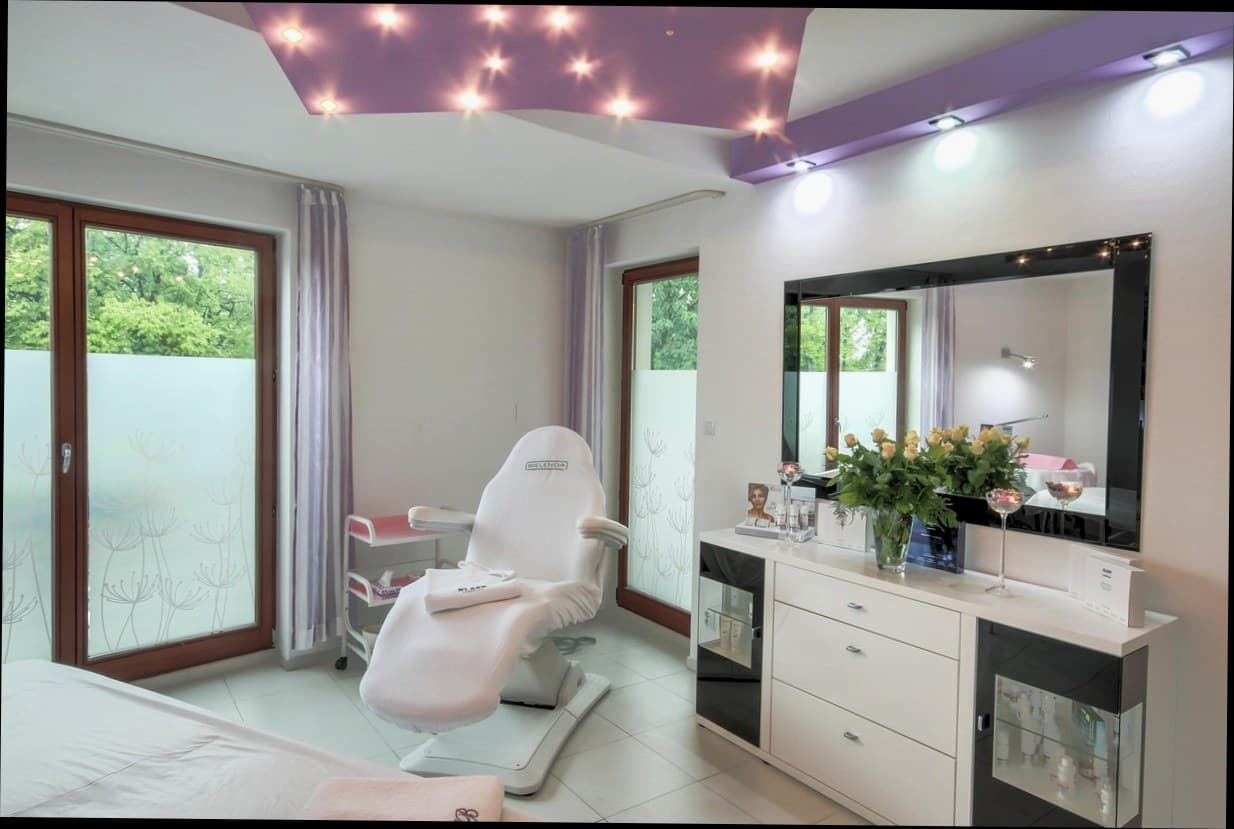 Aplikasi Kasir Klinik Kecantikan: Kenapa Lebih dari Sekadar Cetak Struk