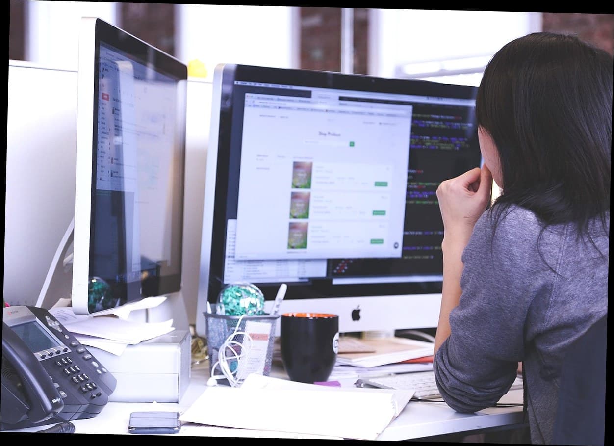 Ilustrasi strategi pemasaran beauty clinic untuk meningkatkan pelanggan setia