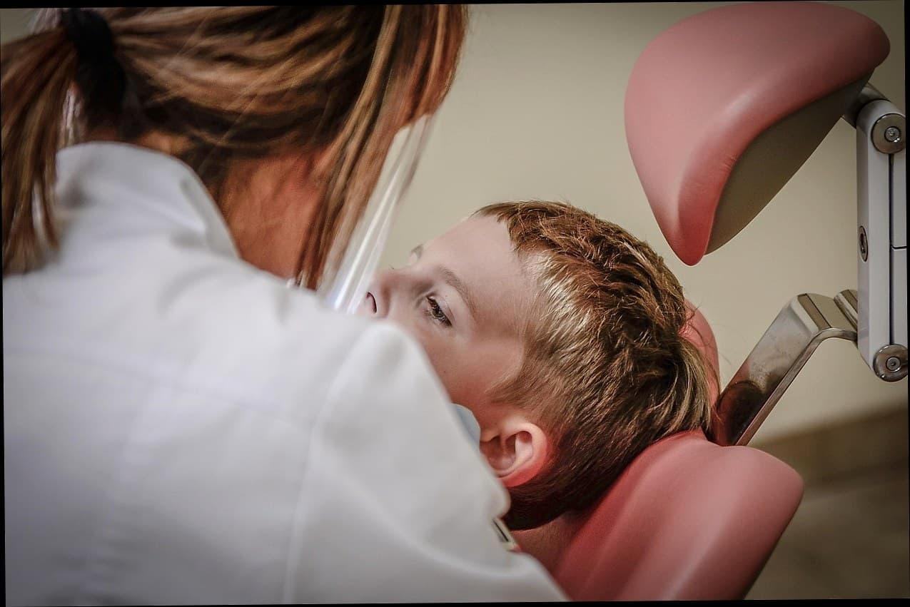 Cara Meningkatkan Pelanggan Klinik Kecantikan yang Fokus pada LTV, Bukan Cuma Akuisisi