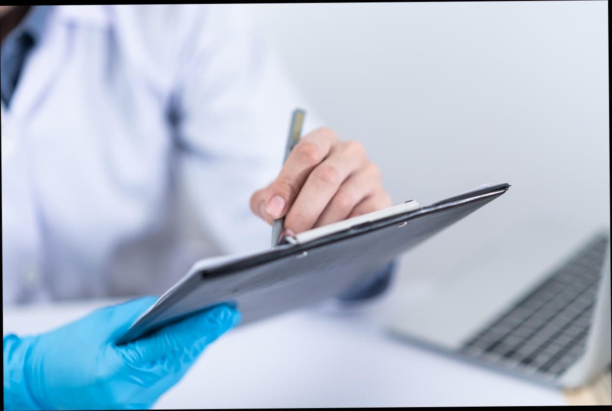 Pelanggan Datang Sekali Lalu Hilang? Software Klinik Kecantikan yang Benar Bisa Ubah Semuanya